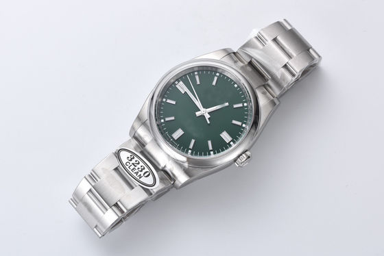 White Dial Leather Strap Wrist Watch With Stainless Steel Case 200mm Length
