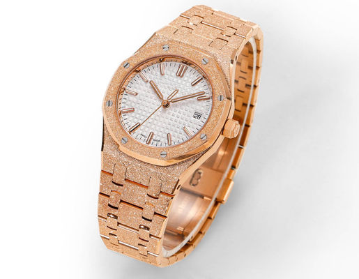 7mm Case Thickness Alloy Quartz Wrist Watch 18mm Band Width Stylish Watches For Women
