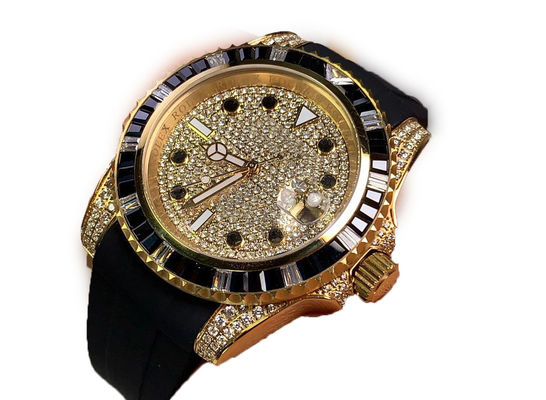 Water Resistance 2m Men Quartz Wrist Watch Minimalist Style With Metal Strap